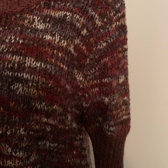 Sweater - Picture 3 of 4